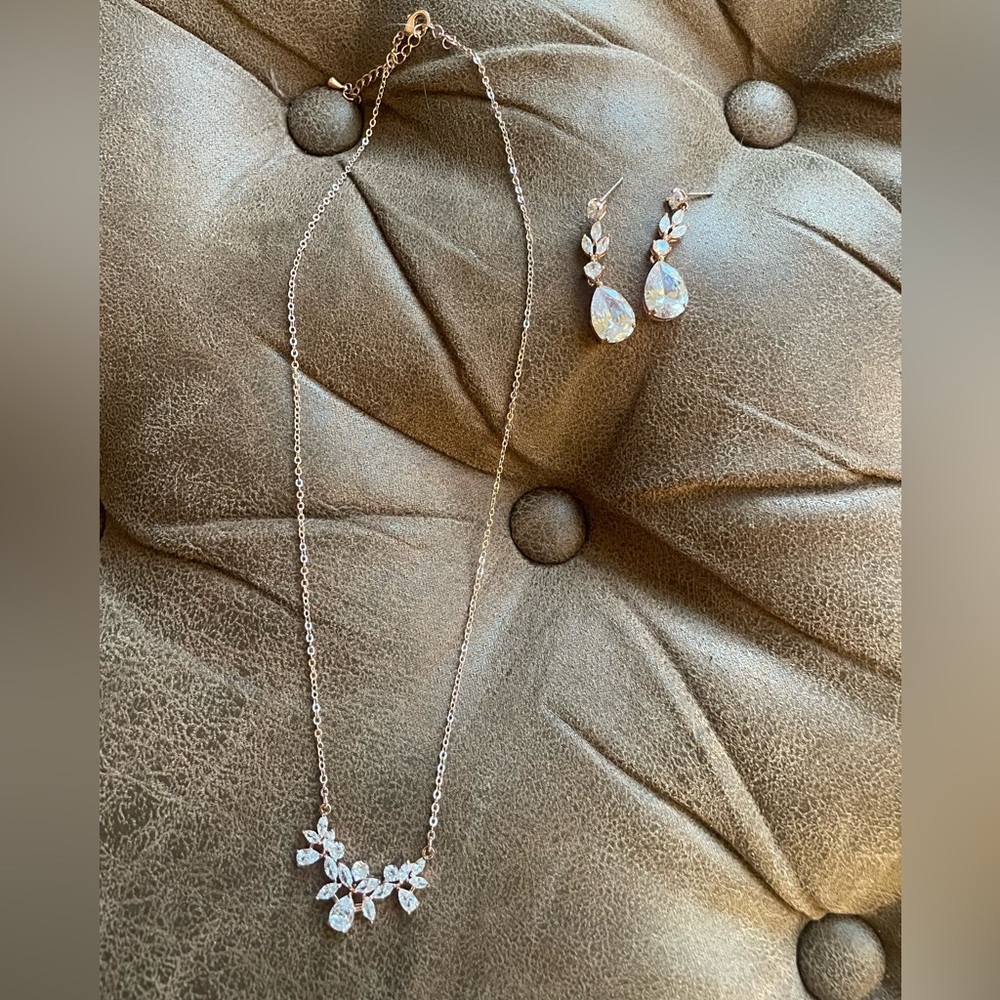 Rose gold and cubic zirconia necklace and earring set